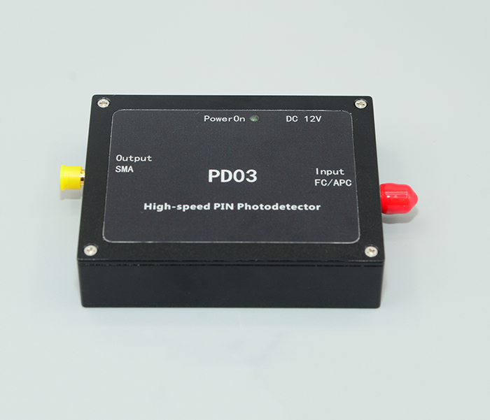 800~1700nm Singlemode InGaAs PIN High-speed Photo-detector Module PD03